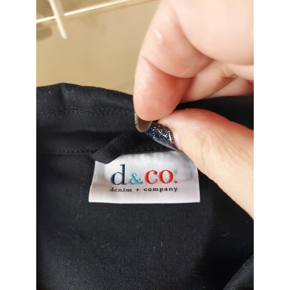 D & Co Denim & Company Black Women's Jean Jacket Bling Buttons Front Pockets S - Picture 9 of 10